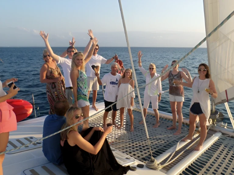 HALF DAY CHARTER TO TUMBATU ISLAND